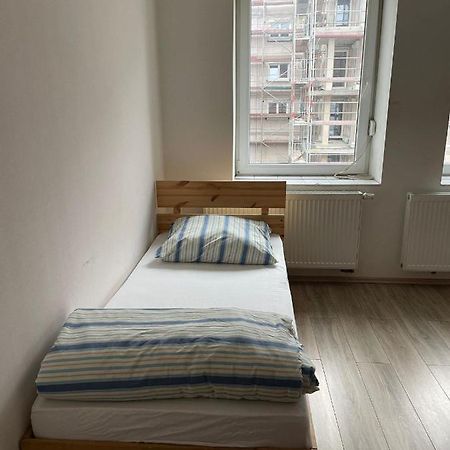 Monteur-Apartment Am Bahnhof Muhlheim am Main Zewnętrze zdjęcie