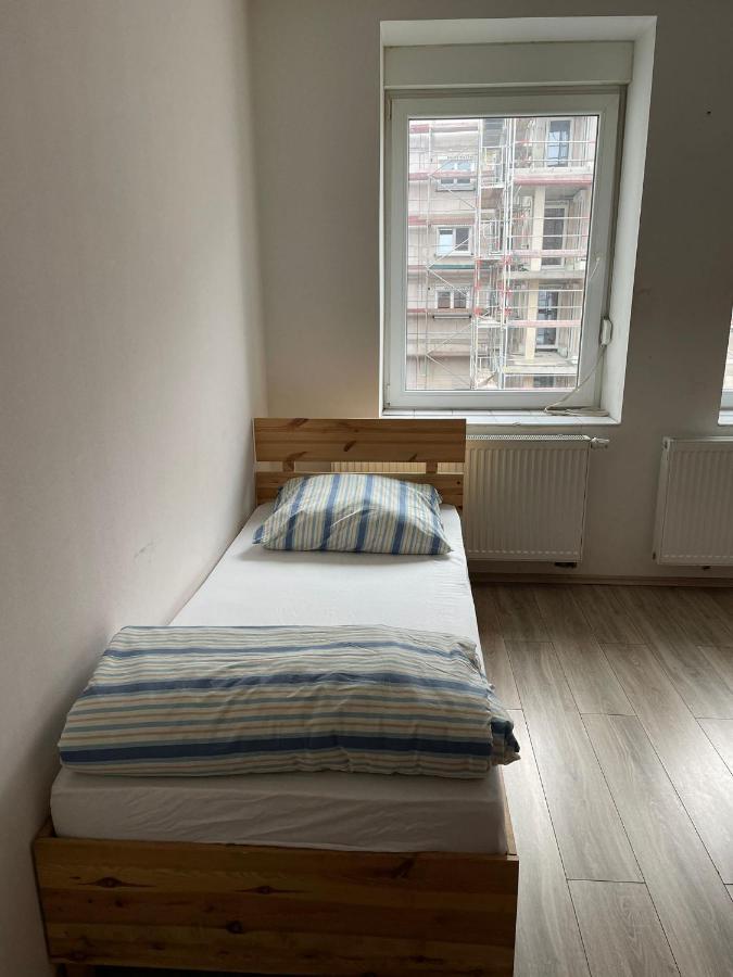 Monteur-Apartment Am Bahnhof Muhlheim am Main Zewnętrze zdjęcie